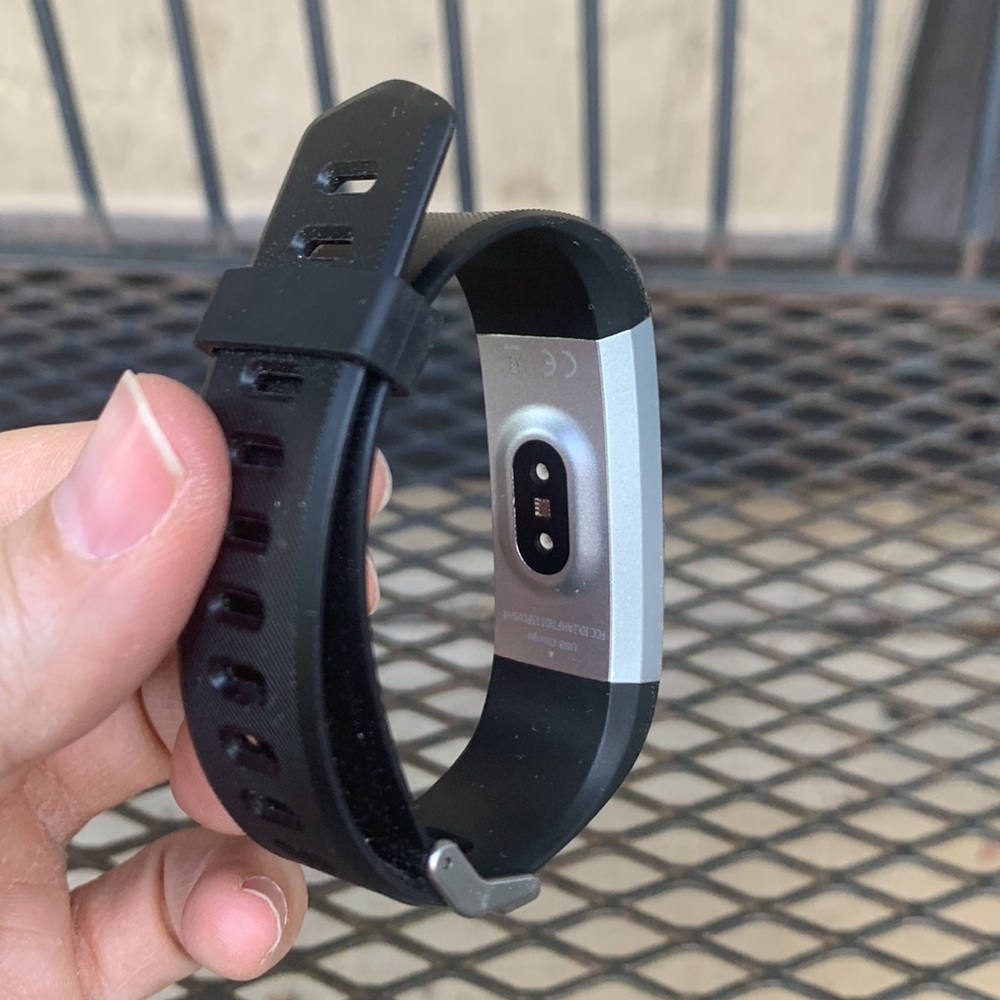 Fitbit - Picture 2 of 15